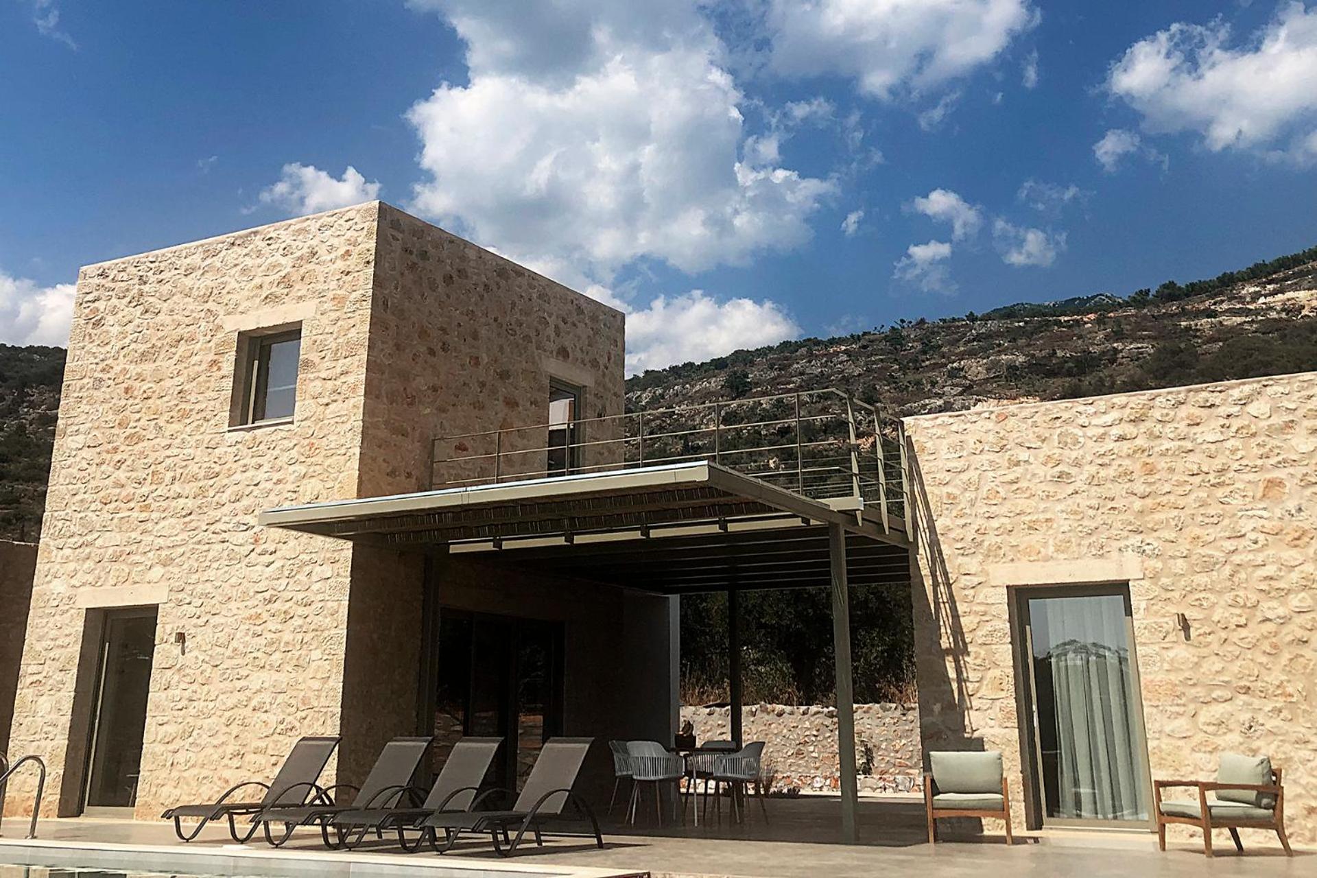 Riverstone With Private Pools Villa