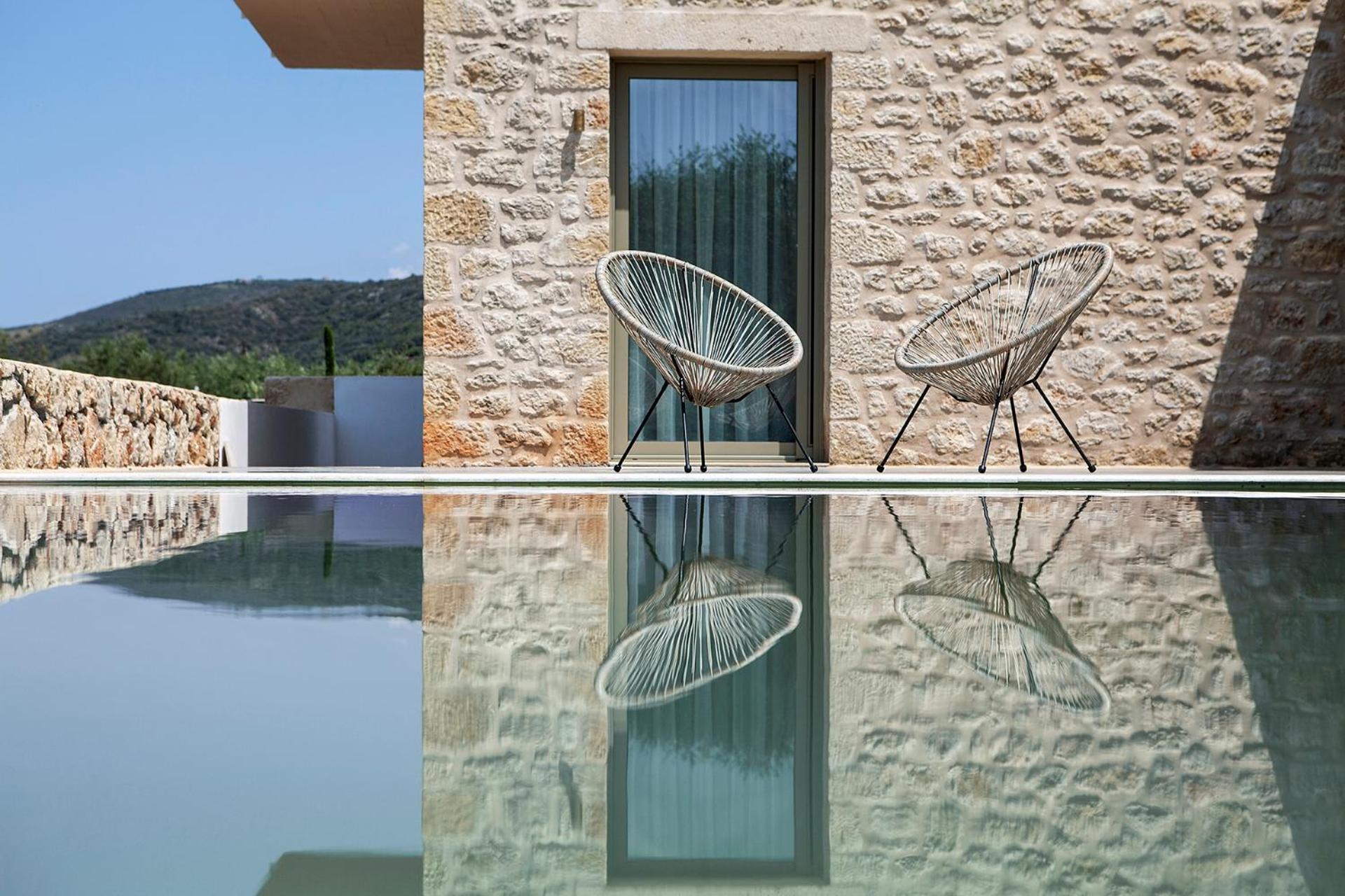 Riverstone With Private Pools Villa *